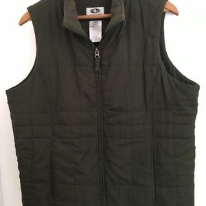 Athletic Works quilted vest